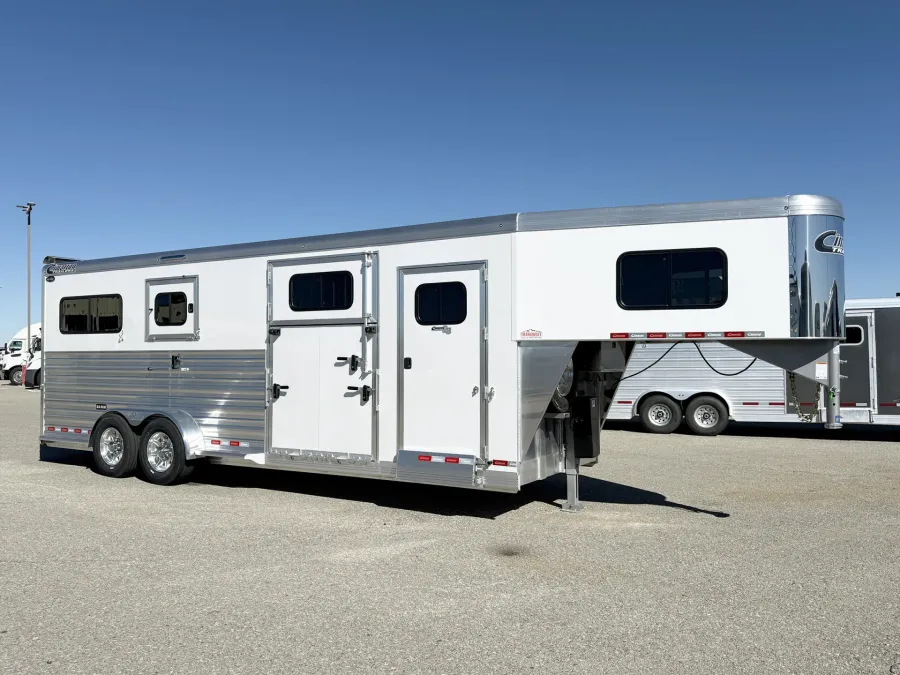 2026 Cimarron Norstar Warmblood 2 + 1 | Photo 1 of 22