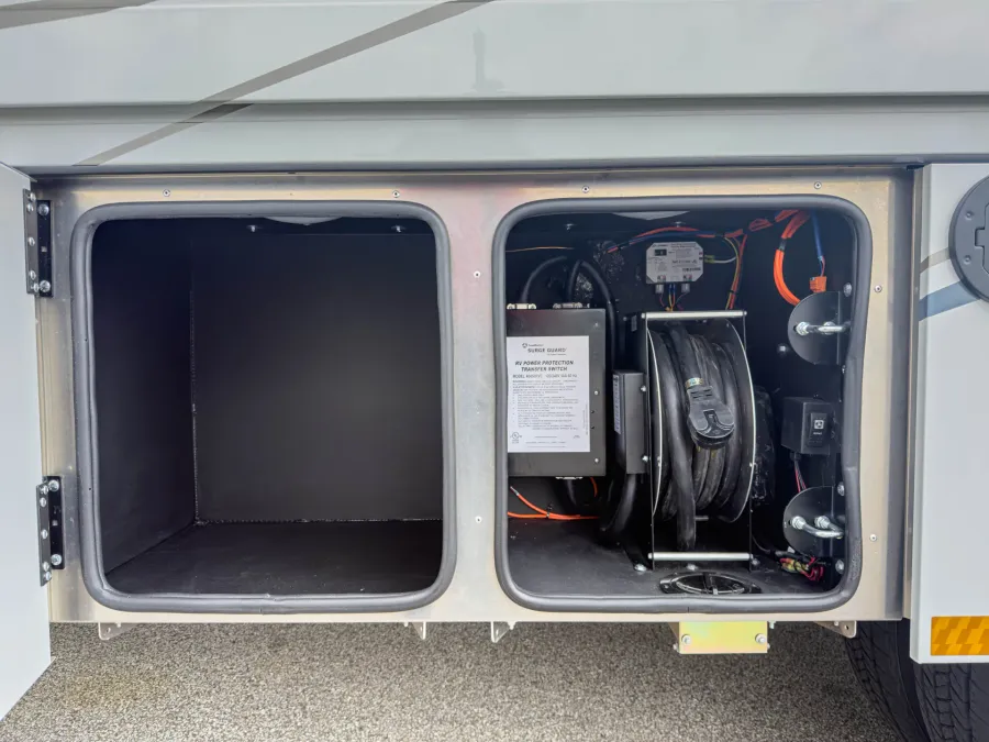 2026 Renegade Veracruz 32VDS | Photo 33 of 34