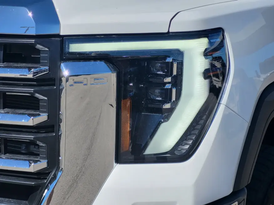 2026 GMC Sierra 3500HD SLT | Photo 7 of 24
