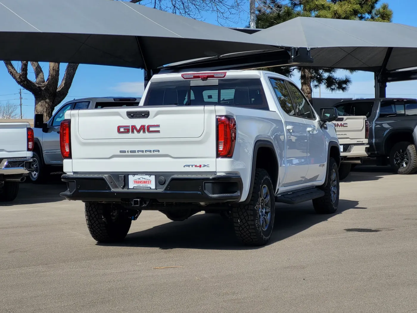 2026 GMC Sierra 1500 AT4X | Photo 5 of 24