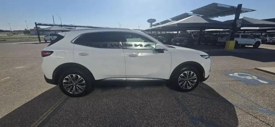 2024 Buick Envision | Photo 4 of 27