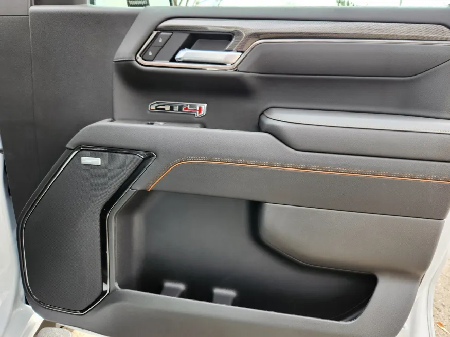 2026 GMC Sierra 1500 AT4 | Photo 16 of 31