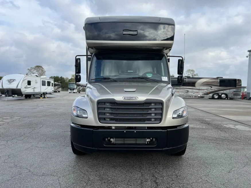 2026 Newmar Grand Star 3444 | Photo 5 of 23