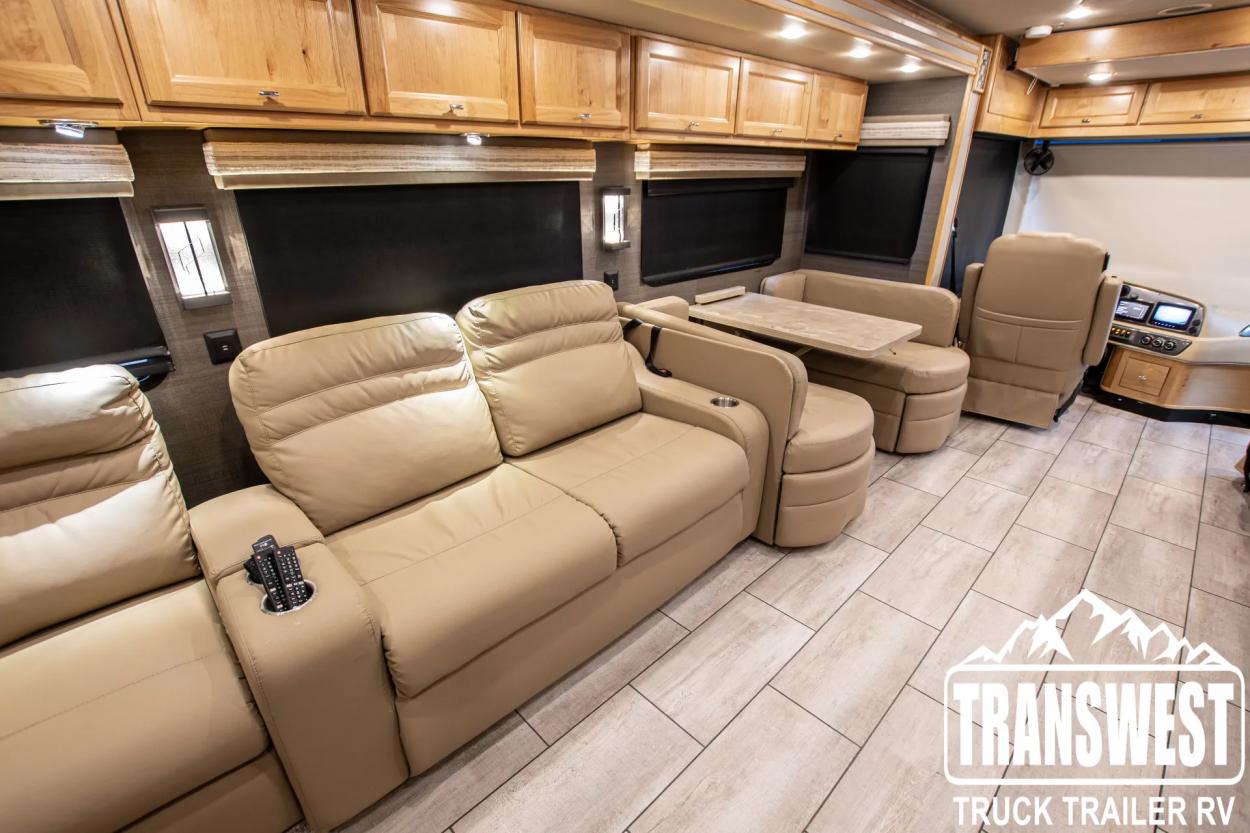 2021 Tiffin Allegro Red 340 38LL | Photo 16 of 29