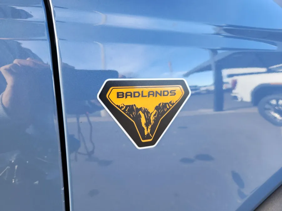 2024 Ford Bronco Badlands | Photo 19 of 31