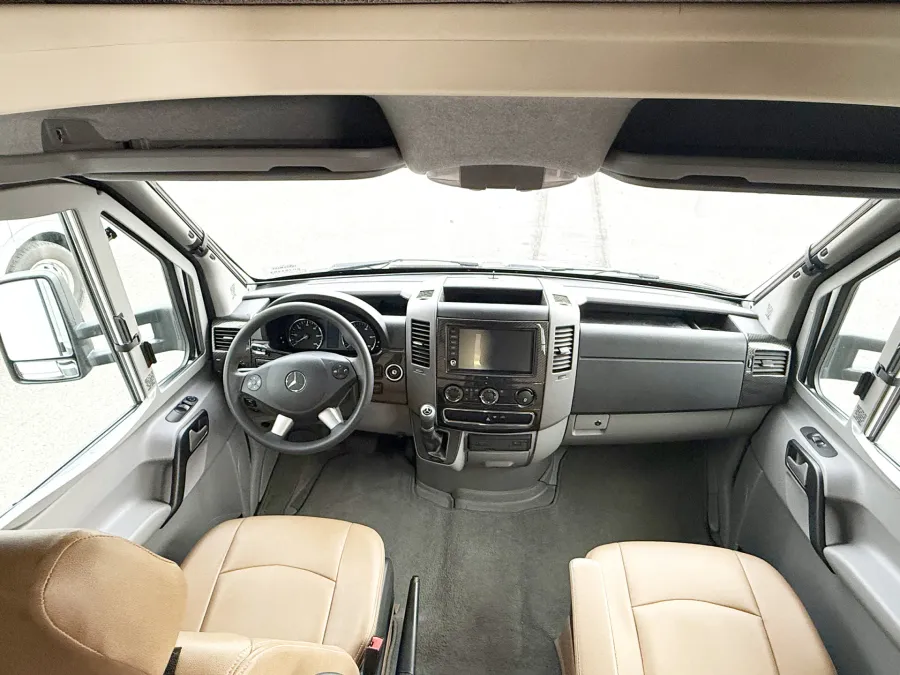 2019 Winnebago Navion 24D | Photo 3 of 13