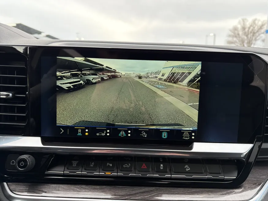 2026 Chevrolet Silverado 2500HD LTZ | Photo 16 of 20