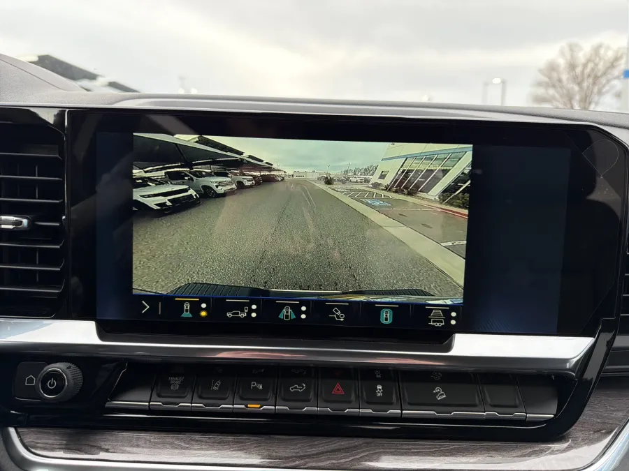 2026 Chevrolet Silverado 2500HD LTZ | Photo 16 of 20