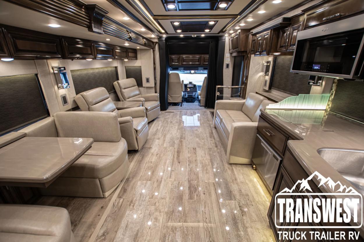 2021 Newmar Supreme Aire 4573 | Photo 11 of 42