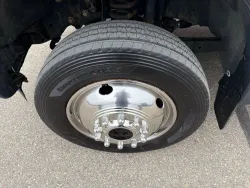 2016 Ford Super Duty F-550 XL | Thumbnail Photo 14 of 20