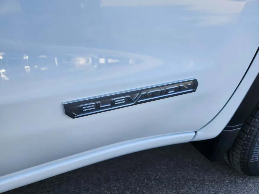 2026 GMC Sierra 1500 Elevation | Photo 20 of 23