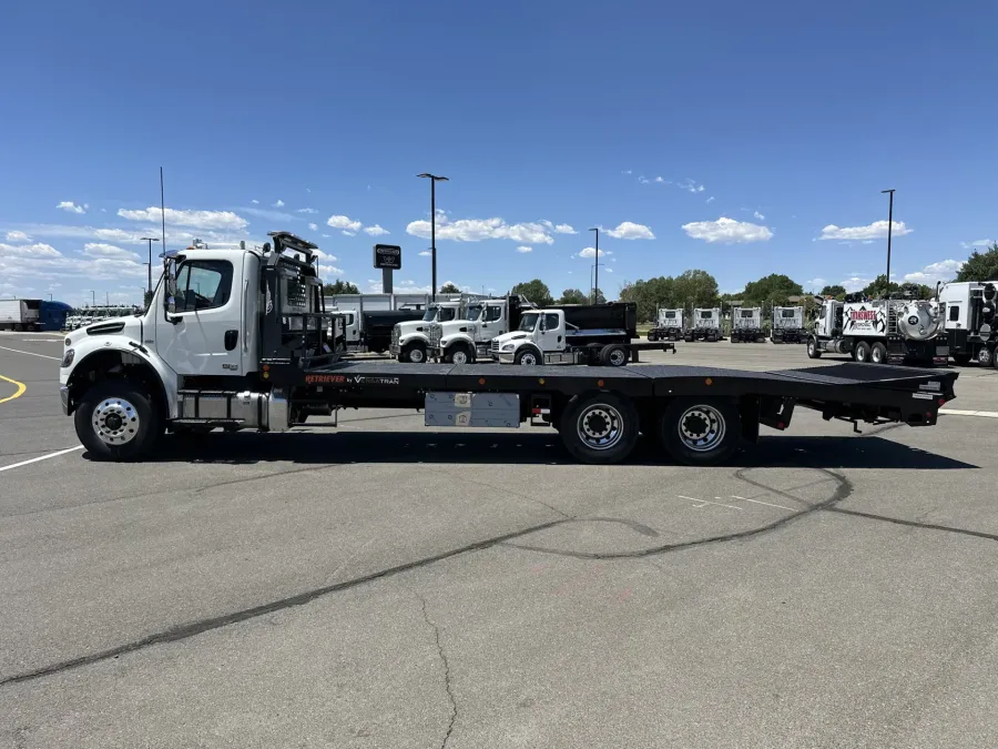 2026 Freightliner M2 106 | Photo 8 of 19