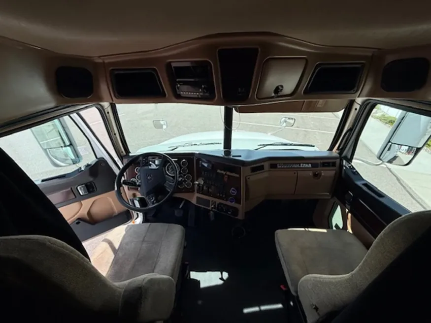 2022 Western Star 5700XE | Photo 16 of 16