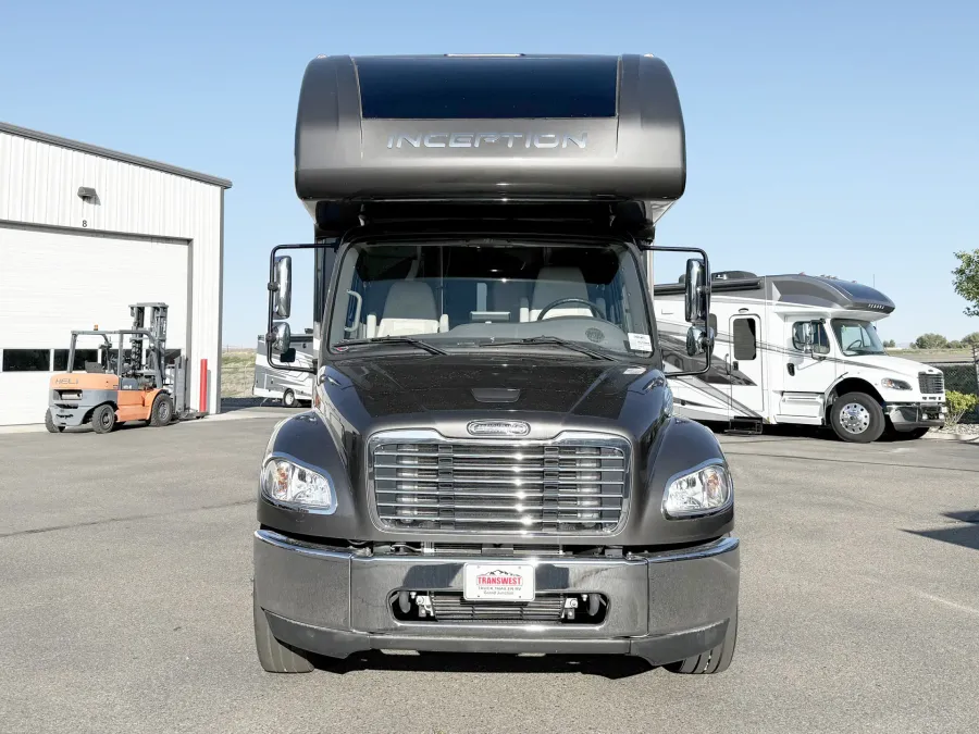 2023 Thor Inception 38MX | Photo 23 of 29