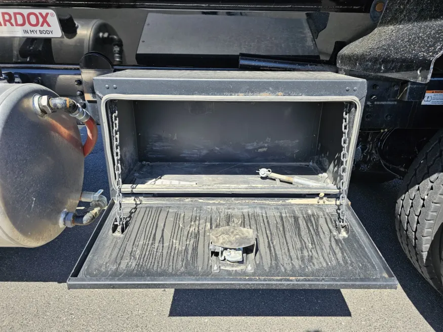 2025 Western Star 47X | Photo 9 of 22