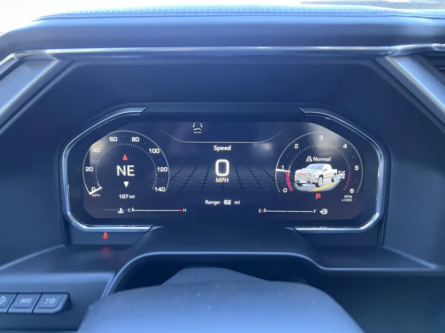 2026 GMC Sierra 1500 Denali | Photo 22 of 30