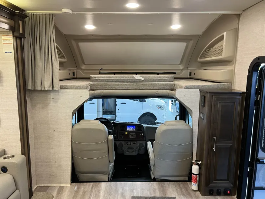 2022 Entegra Accolade 37M | Photo 7 of 19