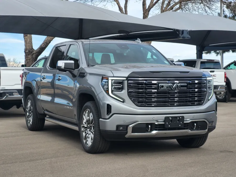 2026 GMC Sierra 1500 Denali Ultimate | Photo 2 of 27