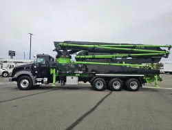 2024 Mack Granite | Thumbnail Photo 4 of 31