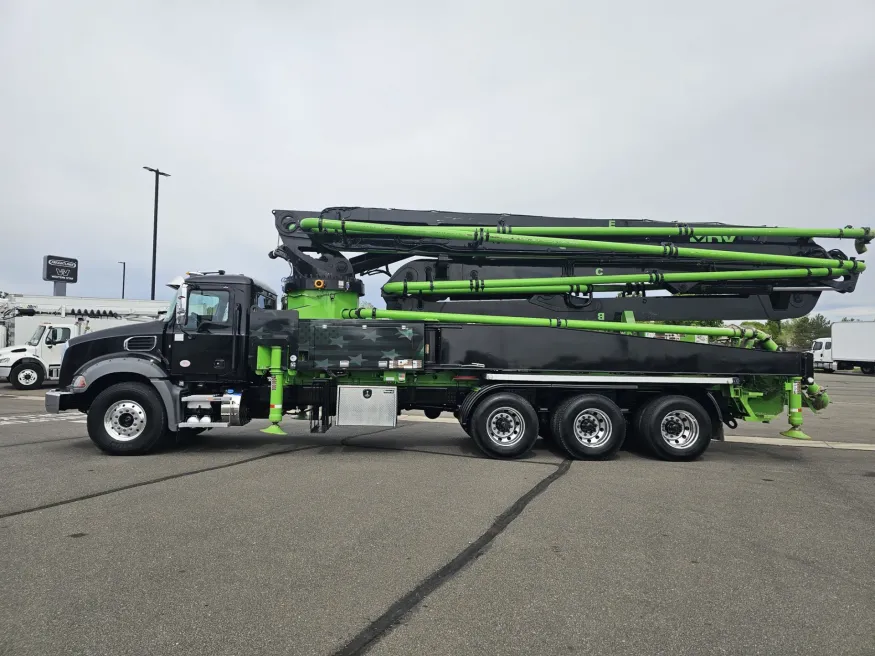 2024 Mack Granite | Photo 4 of 31