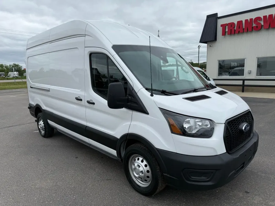 2024 Ford Transit-250 Base | Photo 15 of 20