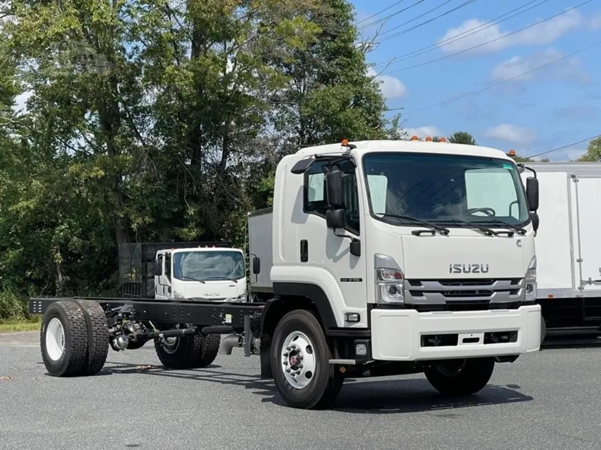 2025 Isuzu FTR | Photo 12 of 12