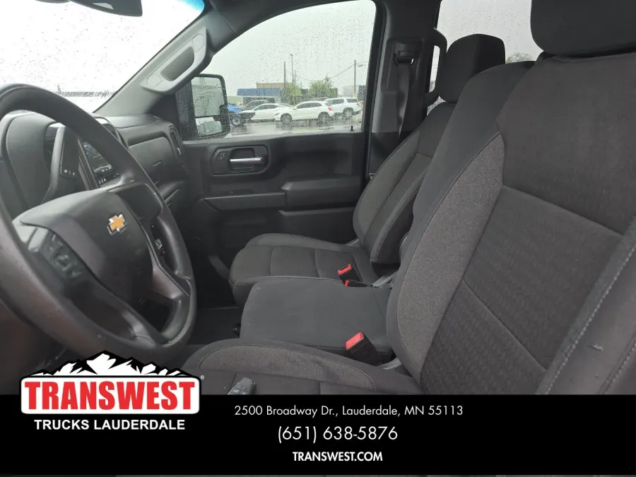 2025 Chevrolet Silverado 2500HD Custom | Photo 3 of 6