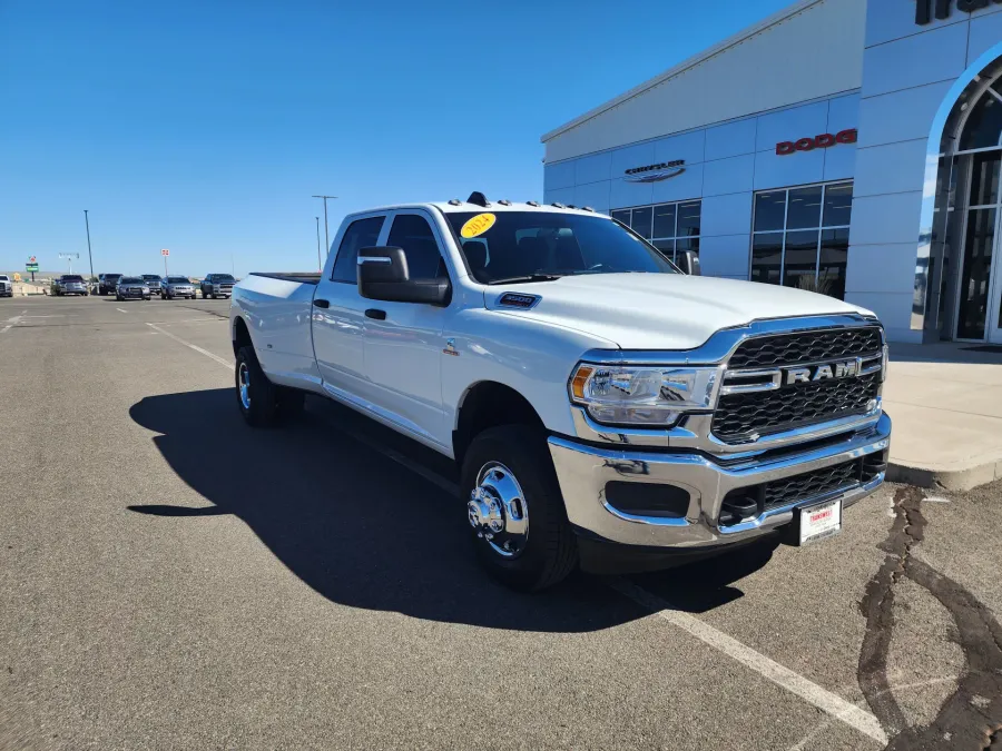 2024 RAM 3500 Tradesman | Photo 1 of 23
