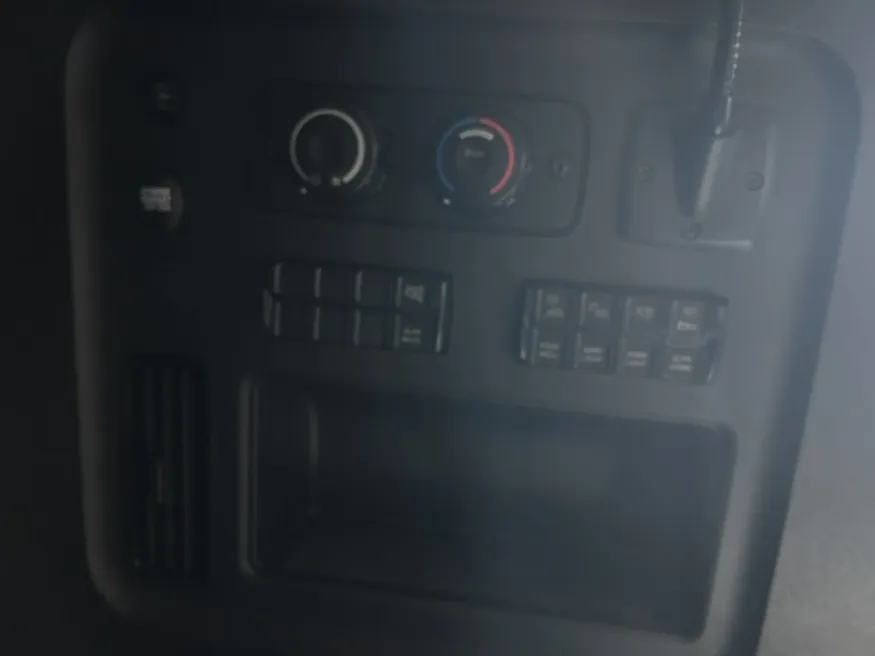 2026 Freightliner PJ126SLP | Photo 14 of 19