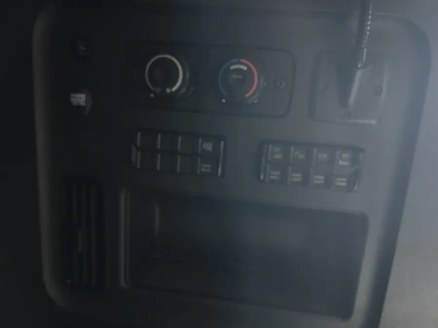 2026 Freightliner PJ126SLP | Photo 14 of 19