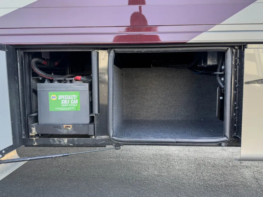 2023 Newmar Bay Star 3408 | Photo 32 of 38