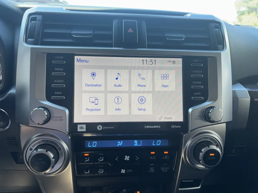 2023 Toyota 4Runner Limited | Photo 17 of 24