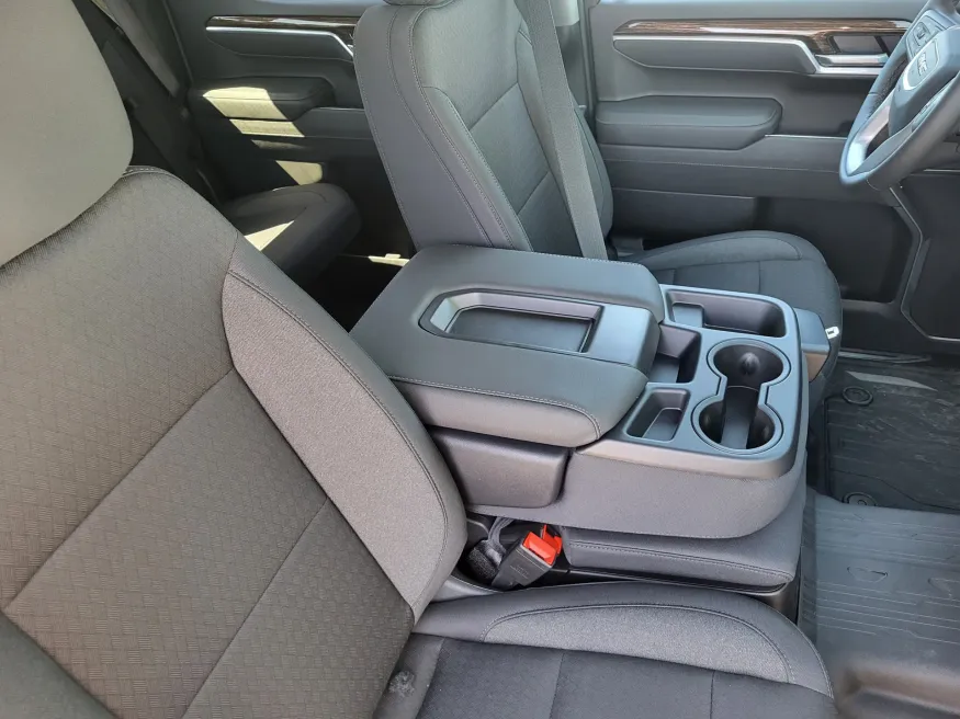 2026 GMC Sierra 1500 Elevation | Photo 12 of 24