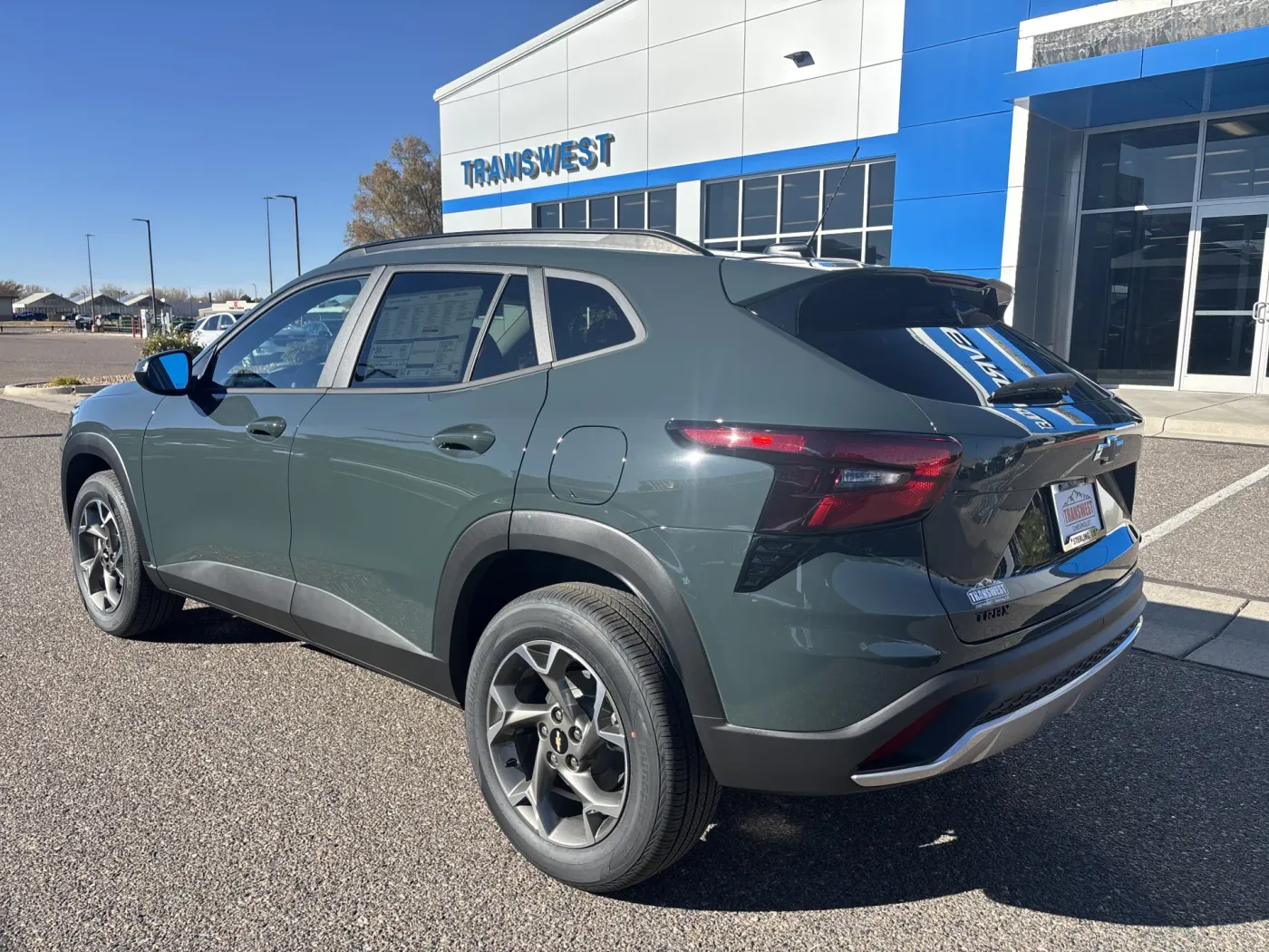 2026 Chevrolet Trax LT | Photo 2 of 21