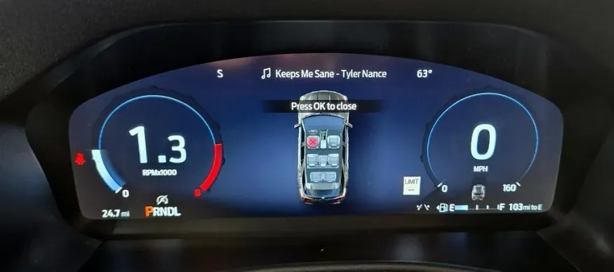 2026 Ford Explorer | Photo 19 of 31