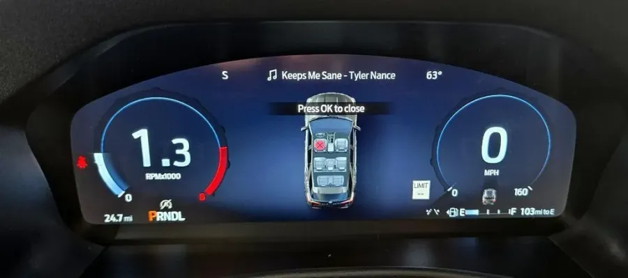 2026 Ford Explorer | Photo 19 of 31