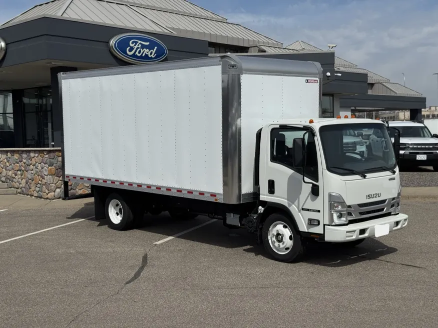 2025 Isuzu NRR GAS | Photo 1 of 24