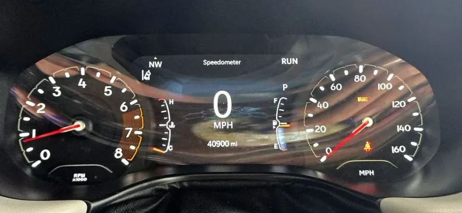 2024 Jeep Compass | Photo 17 of 29