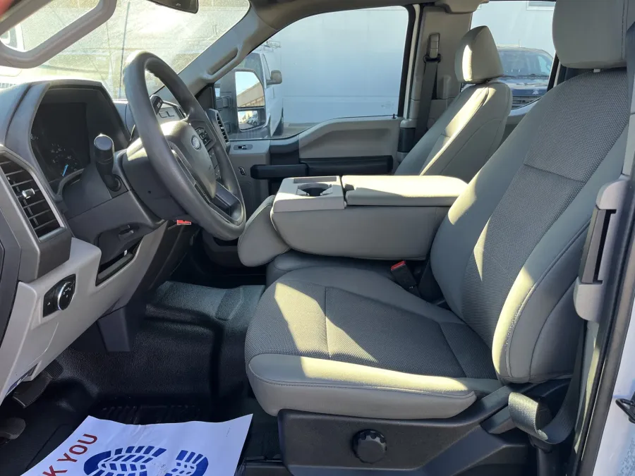 2022 Ford F250 | Photo 5 of 21