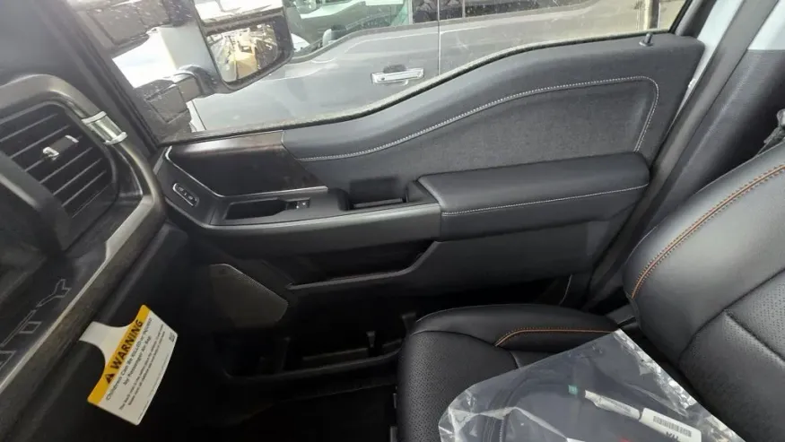 2026 Ford Super Duty F-250 | Photo 41 of 44