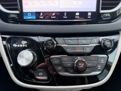 2024 Chrysler Pacifica | Thumbnail Photo 13 of 24
