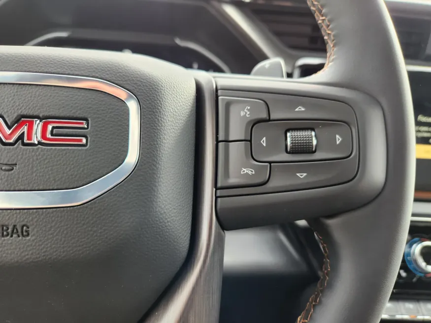 2026 GMC Sierra 1500 AT4 | Photo 25 of 31