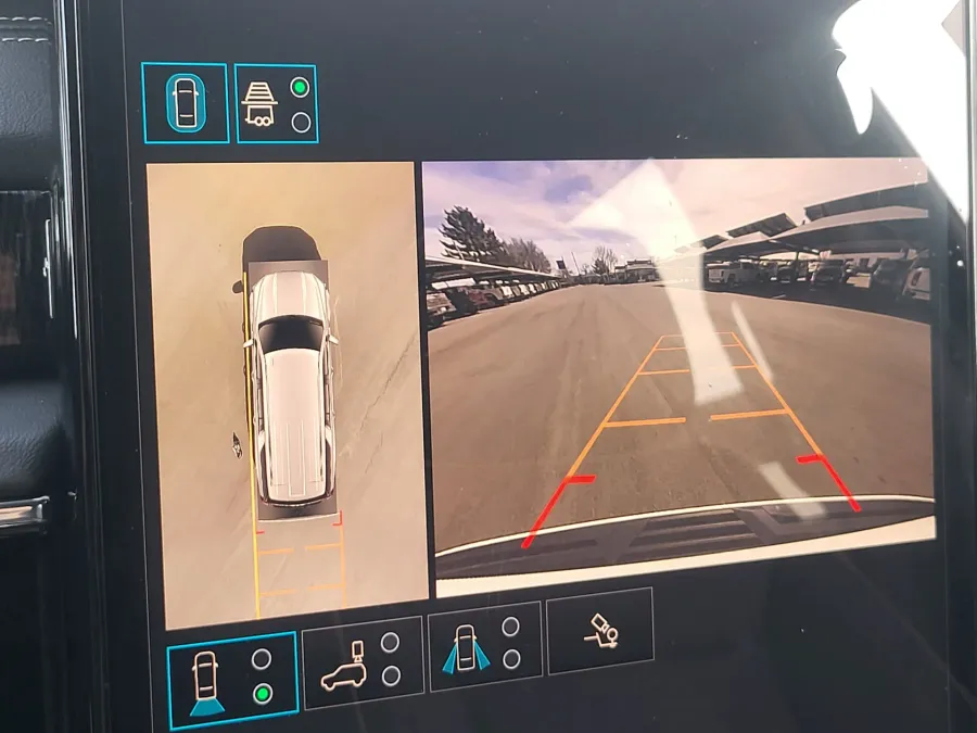 2026 GMC Yukon XL Elevation | Photo 15 of 26