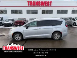 2024 Chrysler Pacifica Touring L | Thumbnail Photo 1 of 24