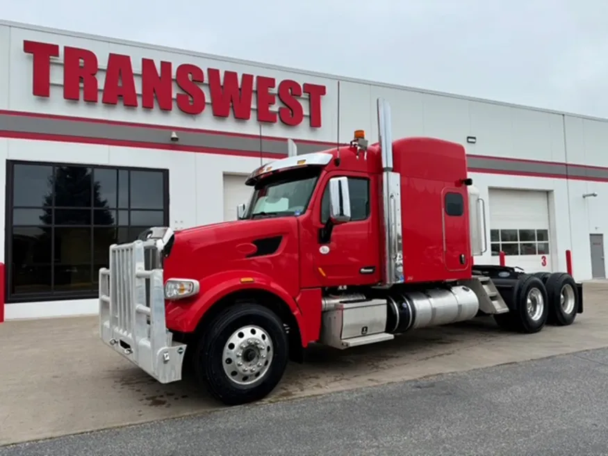 2022 Peterbilt 567 | Photo 1 of 18