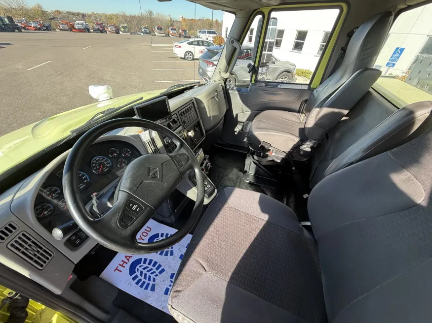 2013 International 4300 | Photo 11 of 15