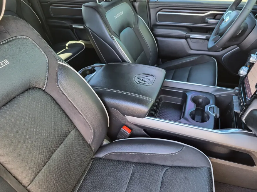 2025 RAM 1500 Laramie | Photo 12 of 25