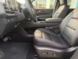 2026 Chevrolet Traverse AWD RS | Thumbnail Photo 17 of 23