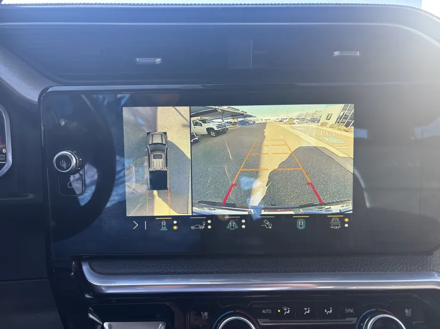 2023 GMC Sierra 1500 Denali | Photo 16 of 22