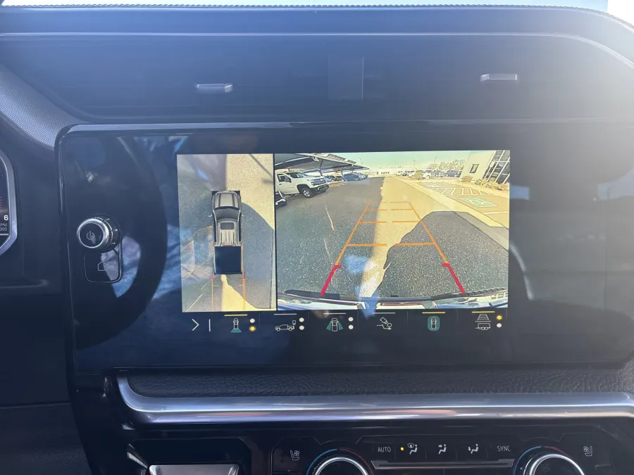 2023 GMC Sierra 1500 Denali | Photo 16 of 22